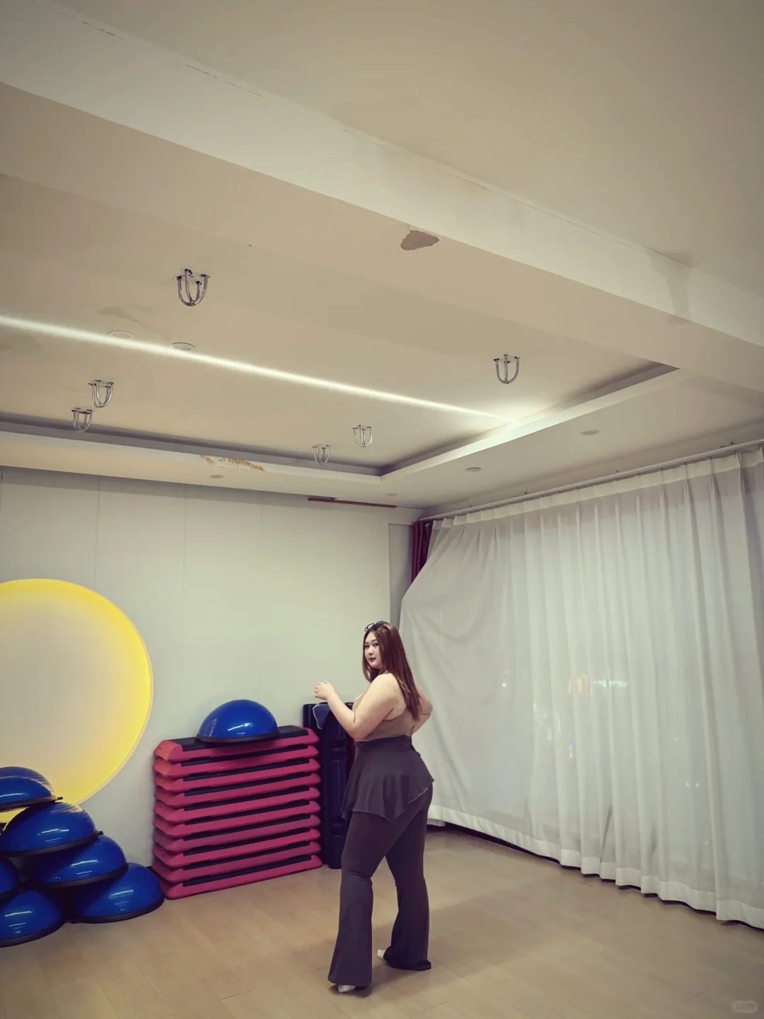 200斤肉肉女生瑜伽服推荐