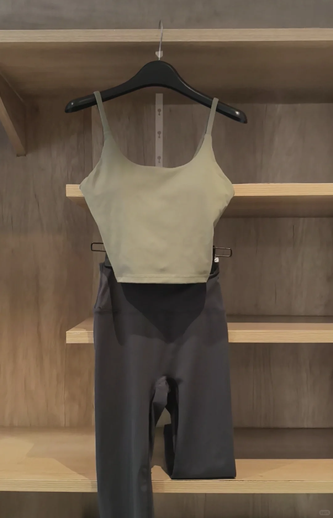 两套超好看的瑜伽服！?
