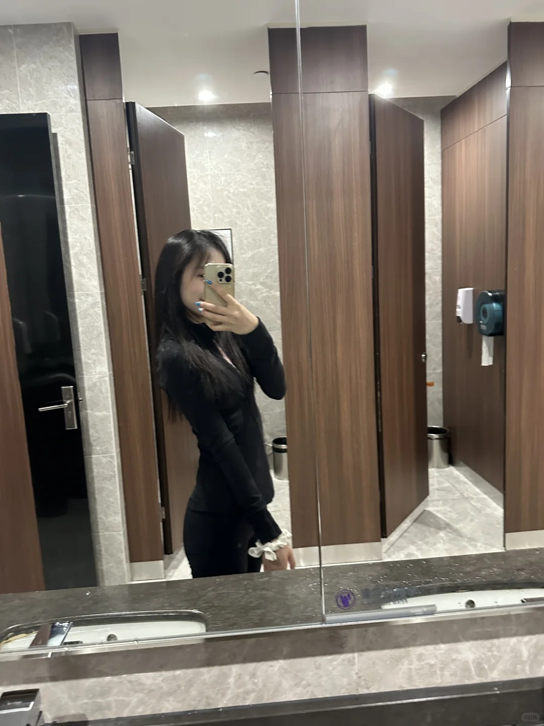 一周瑜伽服穿搭指南
