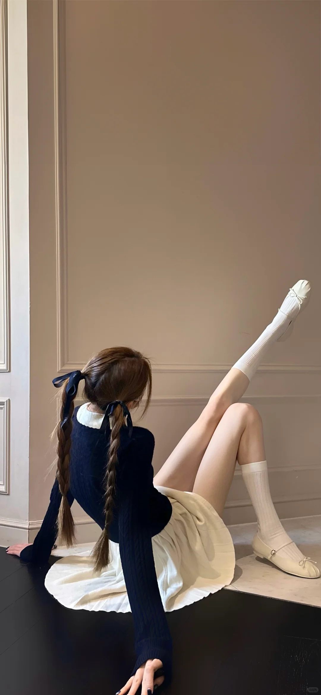 壁纸｜完美身材｜辣妹壁纸 黑丝控