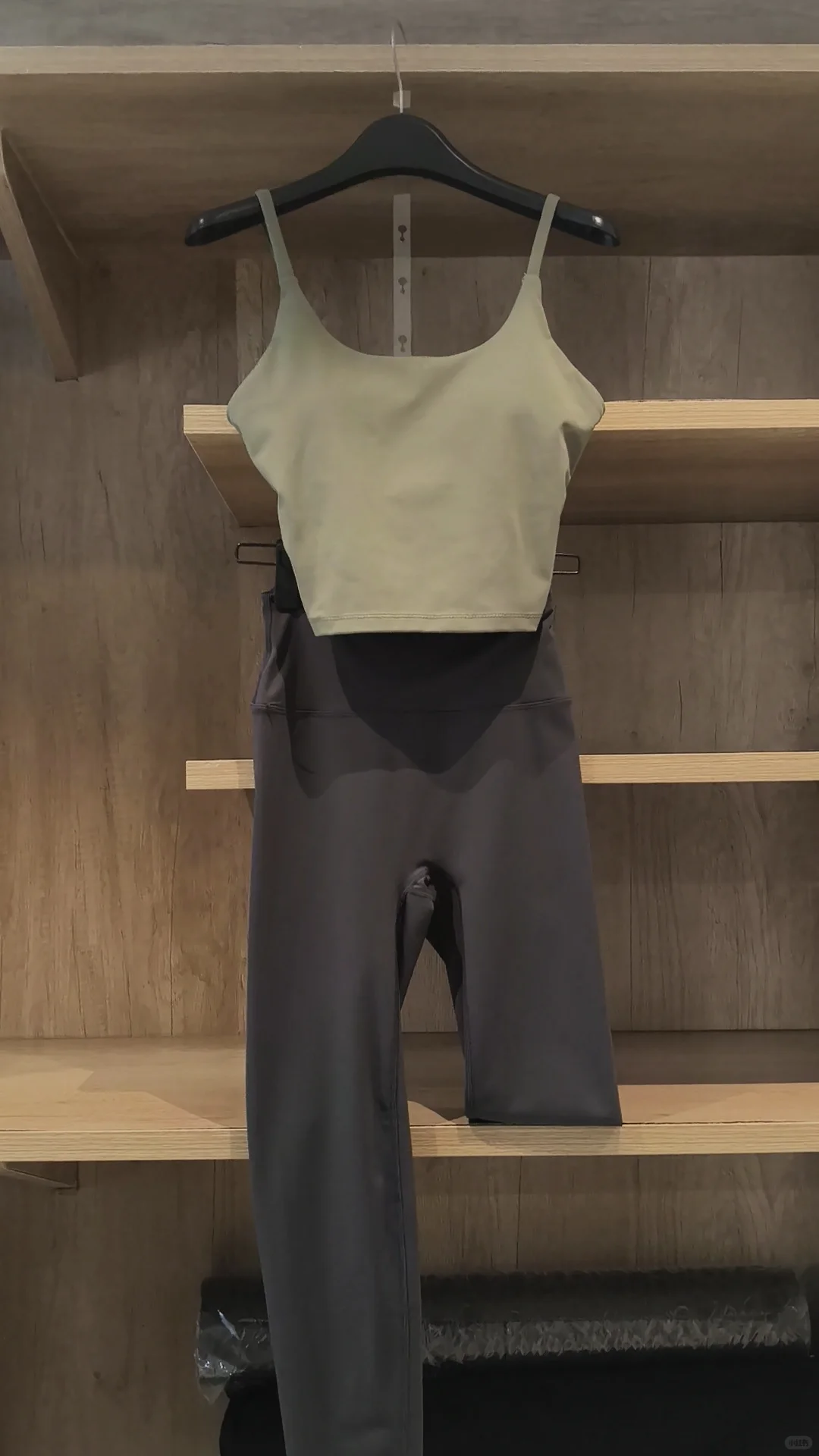 两套超好看的瑜伽服！?