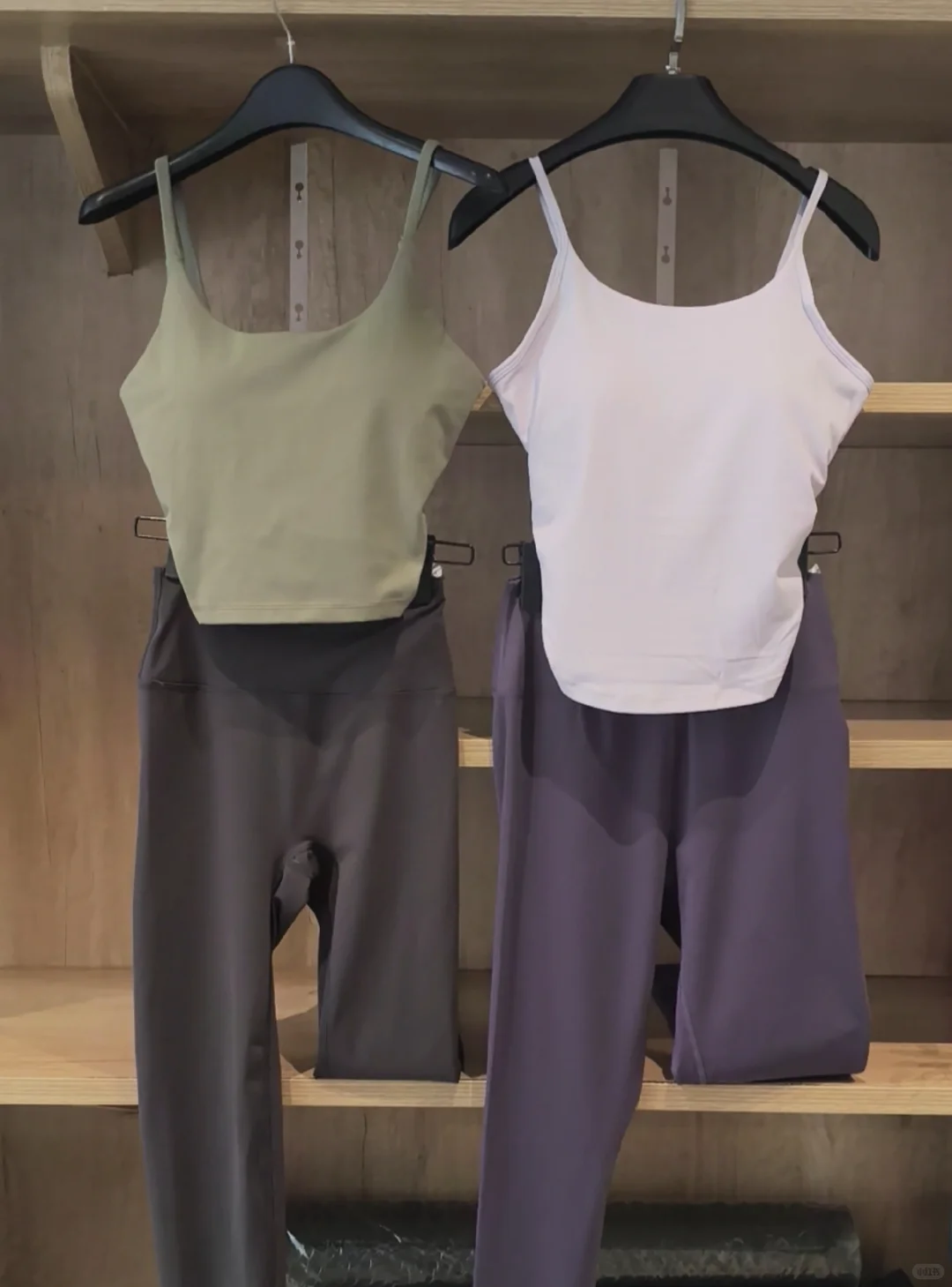 两套超好看的瑜伽服！?