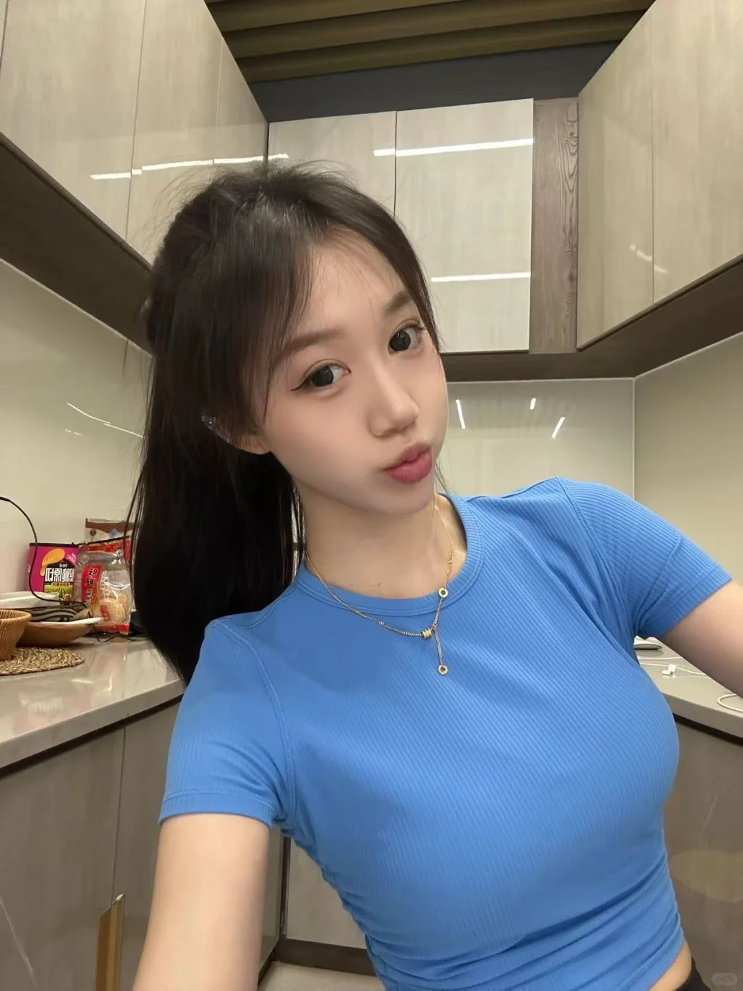 一周瑜伽服穿搭指南