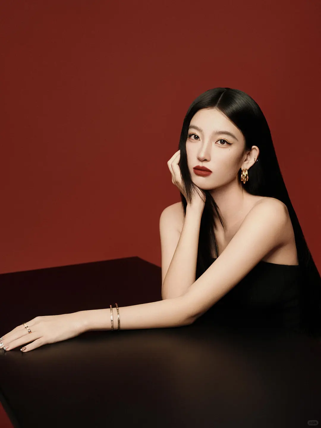 热烈不设限❗红色系肖像写真太有女神范儿啦