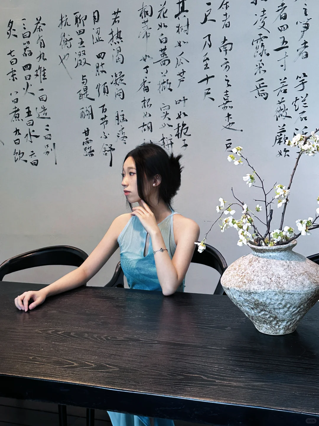 38岁冷艳少妇～偷得浮生半日闲