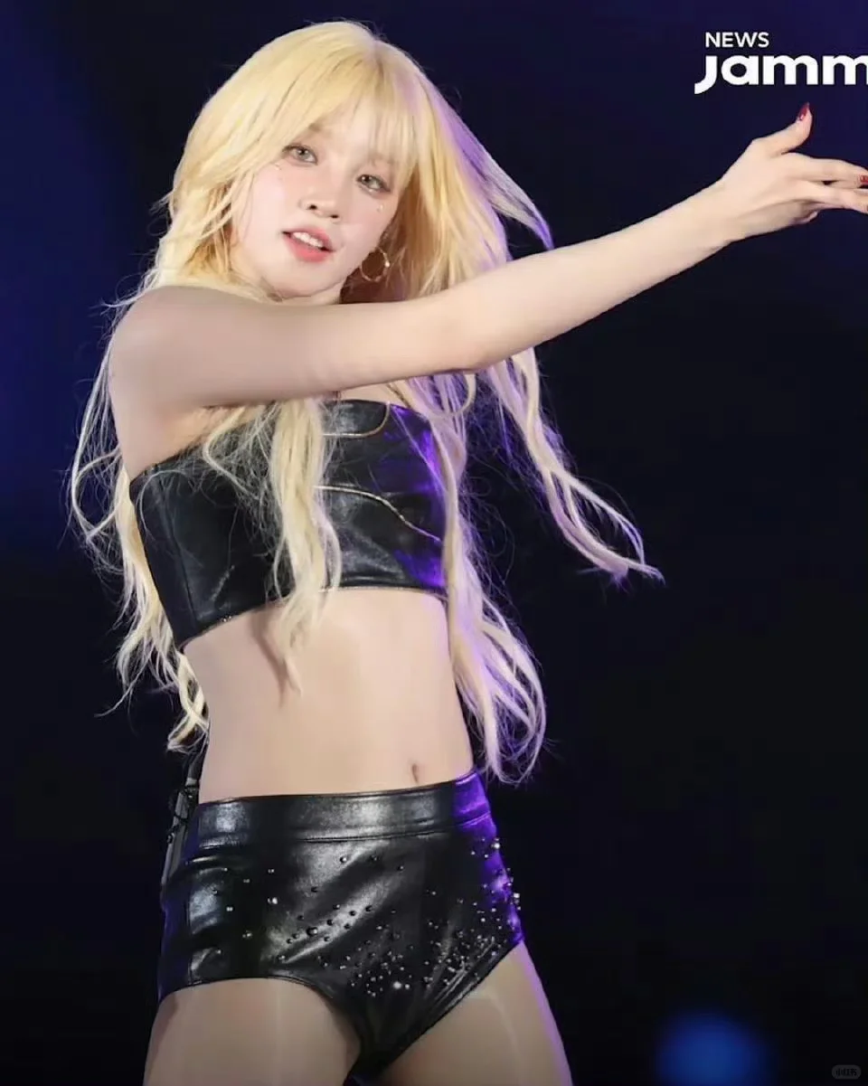 宋雨琦｜性感油光丝袜?