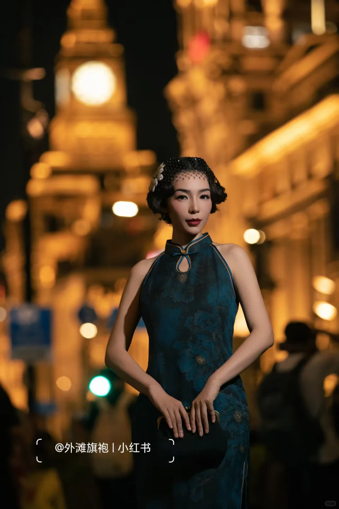 ?夜景外滩旗袍写真，美出圈的风情万种