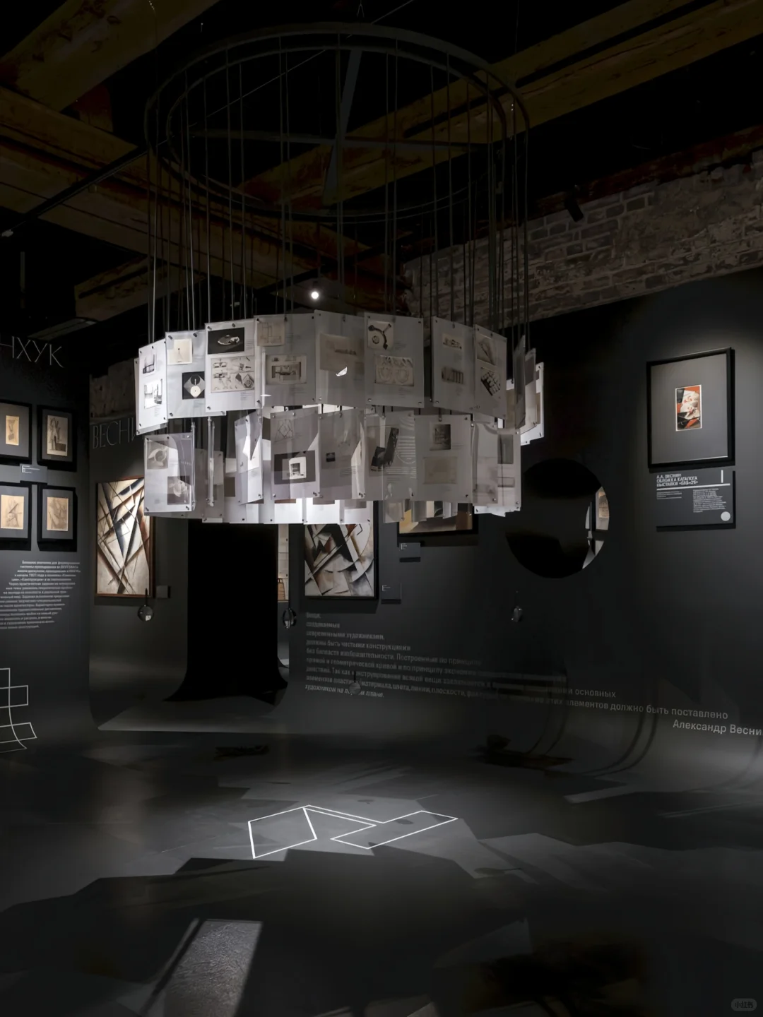 建筑系的生活‖一只暗黑色系展览