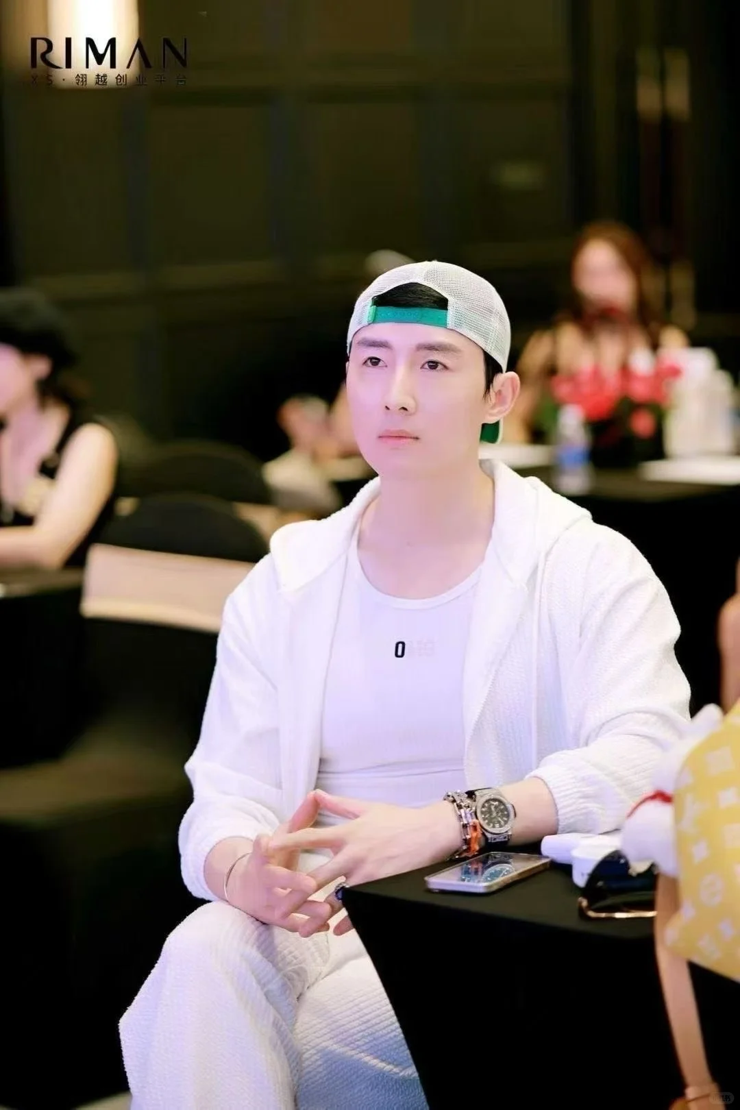 ?成都招商会炸了！韩国力曼这次真的燃爆