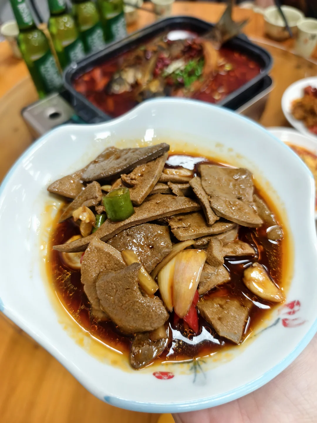 79元四人餐？顾客赚大发，老板是慈善家？！