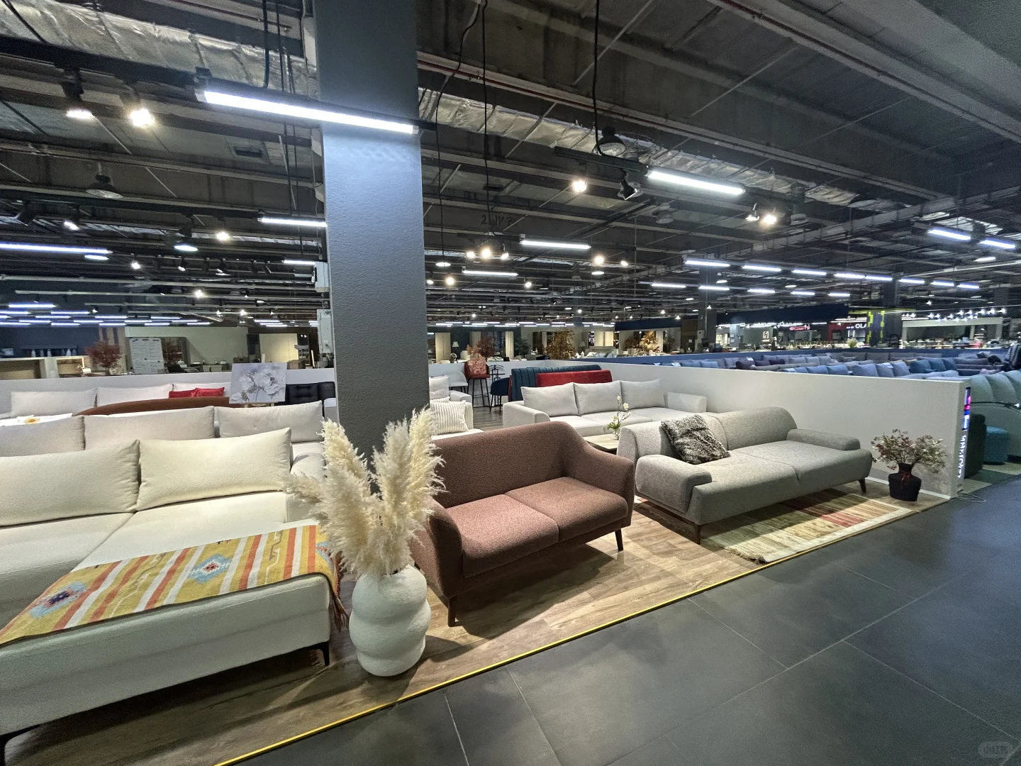 2026年6月哈萨克斯坦家具报名选位置中