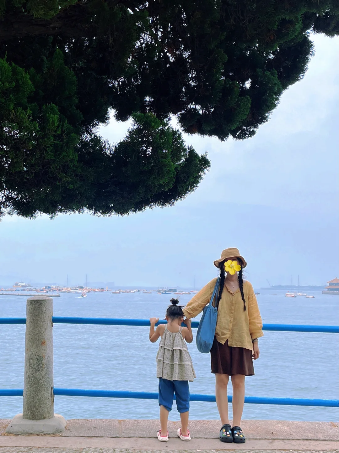 青岛的海好漂亮呀，几套海边穿搭分享?