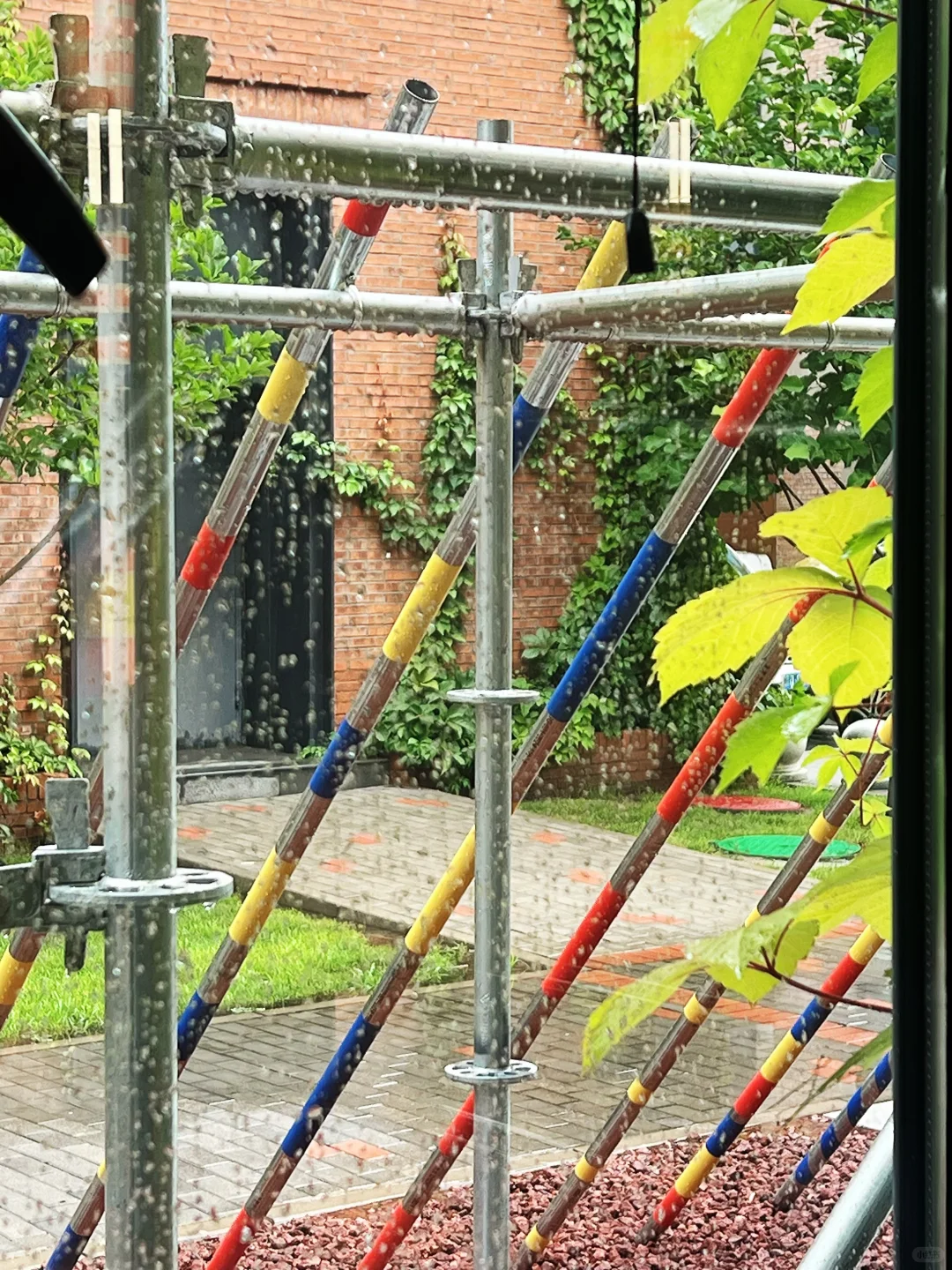 七月的暴雨天躲进Award360°2024年度设计展