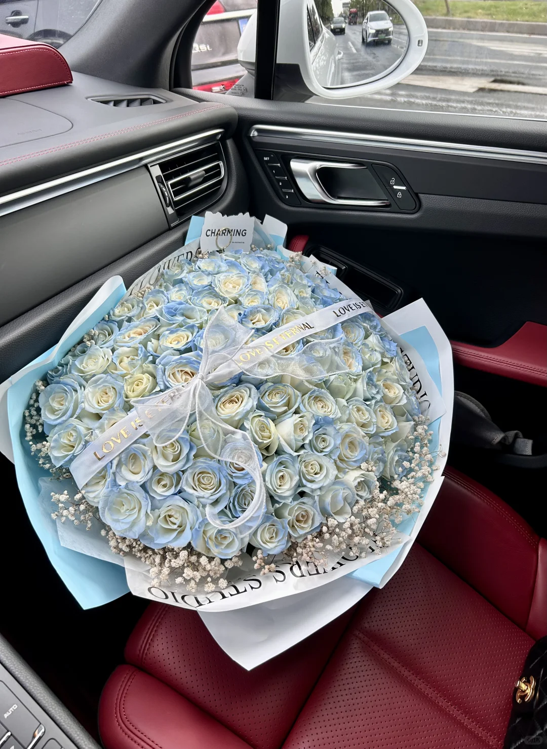 老阿姨的第54个生日?