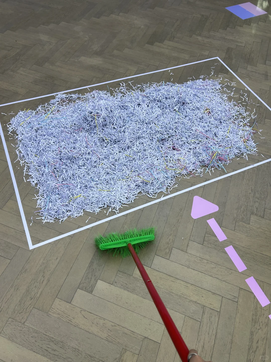 20岁终于成为了策展人