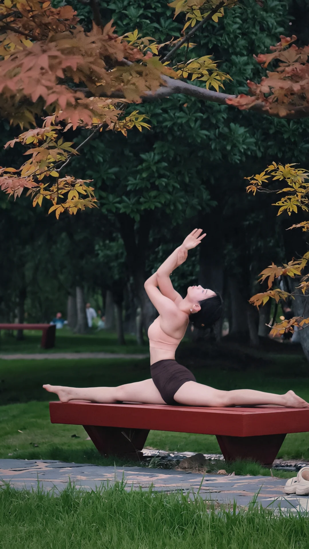 瑜伽服与秋意的融合