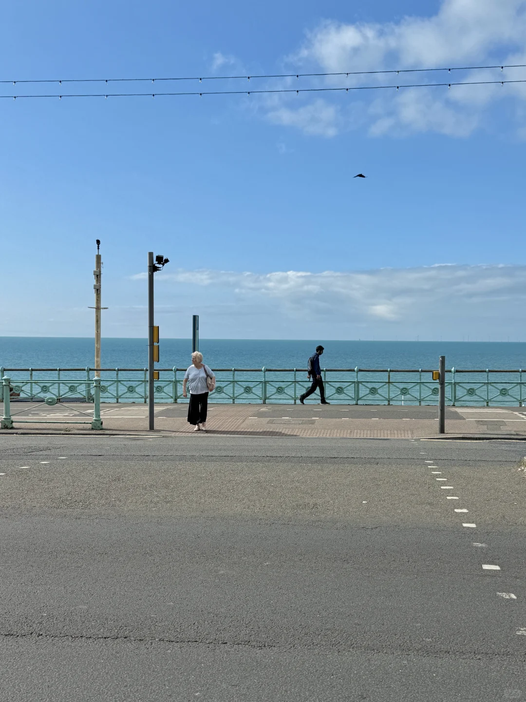 海边当然要穿??? ?????！