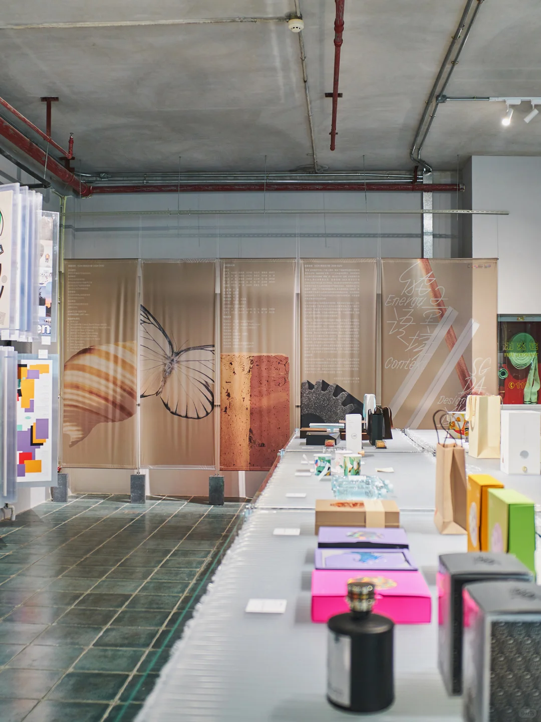 海报拍摄｜能量语境SGDA精选设计展