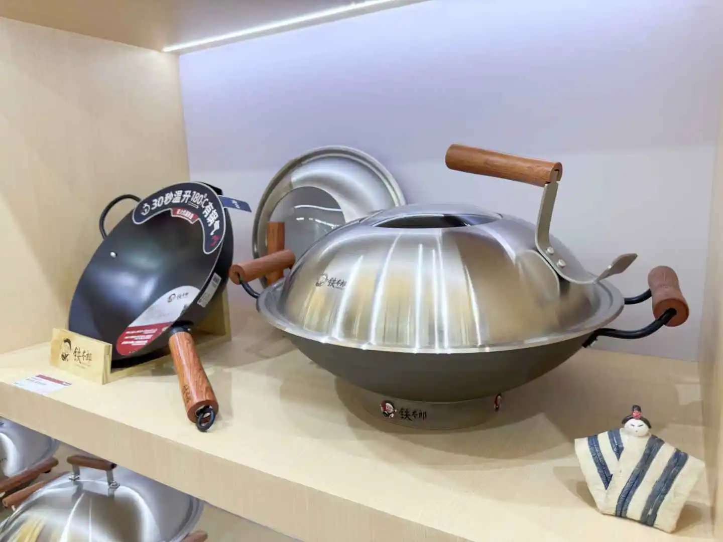 ?直击现场！又来上海百货展摆摊咯