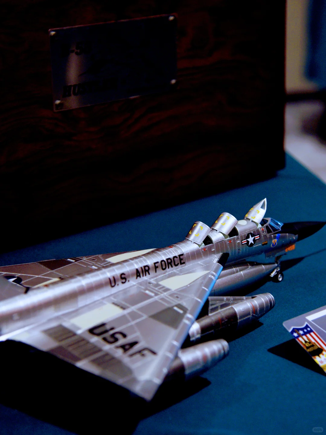 小而热闹的客机模型展销会