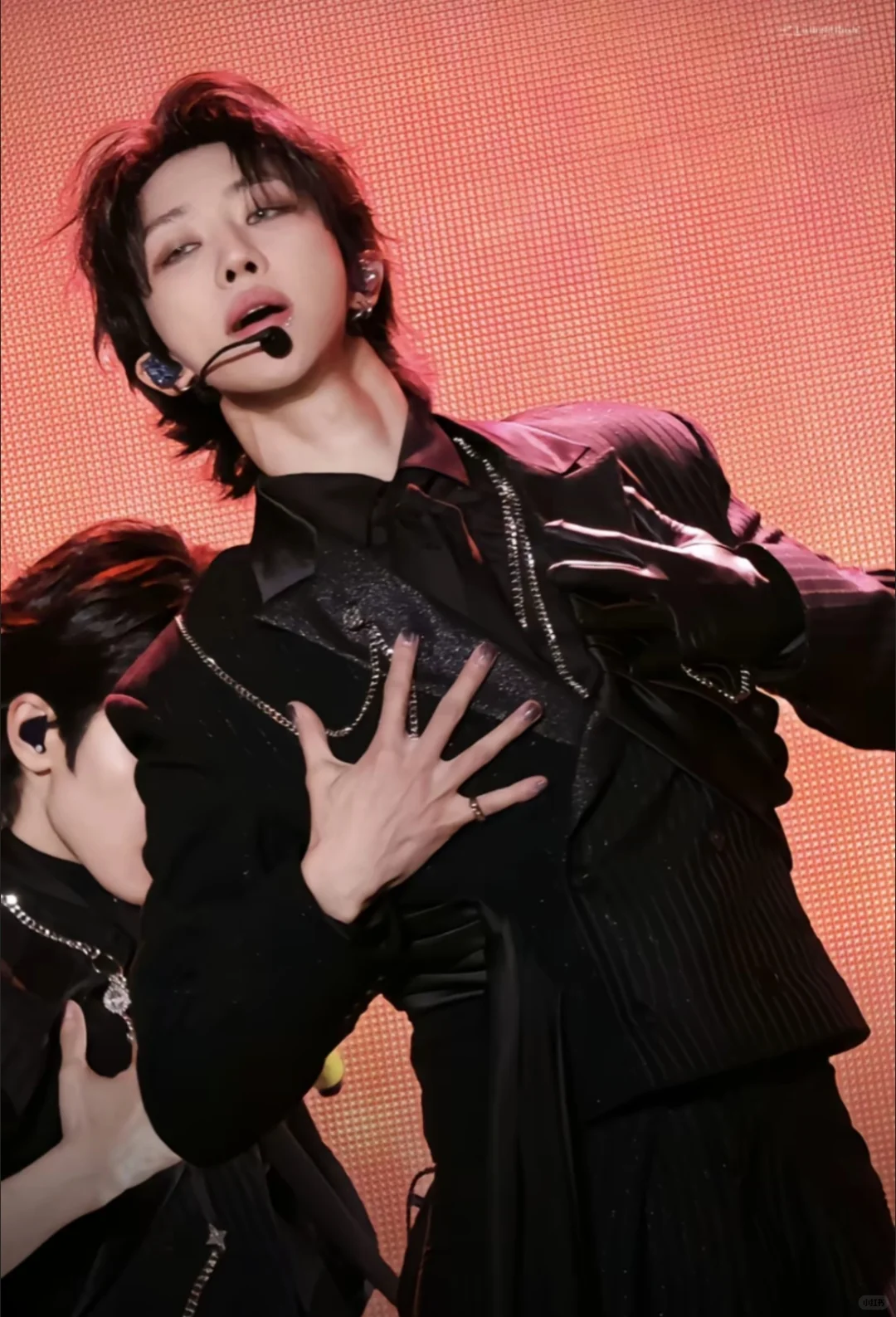 我对仰头俯视的照片没有任何抵抗力……