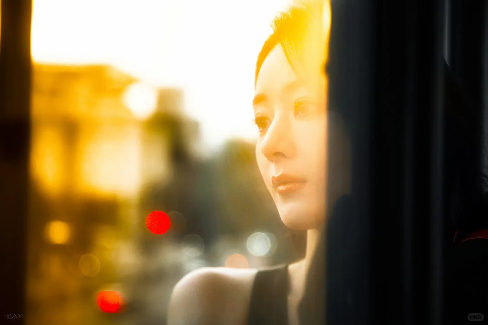 赵丽颖浪琴直播造型，长发妩媚动人❤️