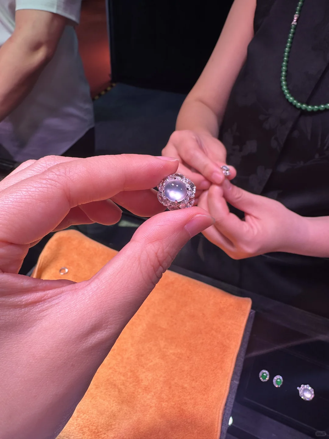 珠宝展还得是去对地方才行啊