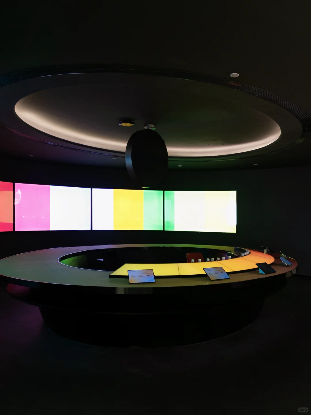 ✨广州新地标丨走进了由香气织就的时空隧道～