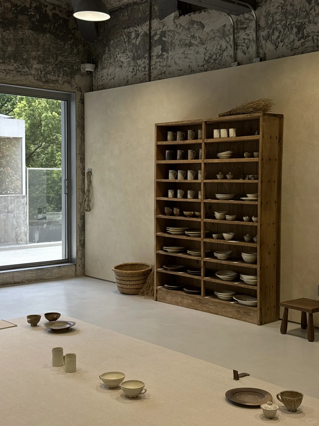 在美丽空间里看两个新展