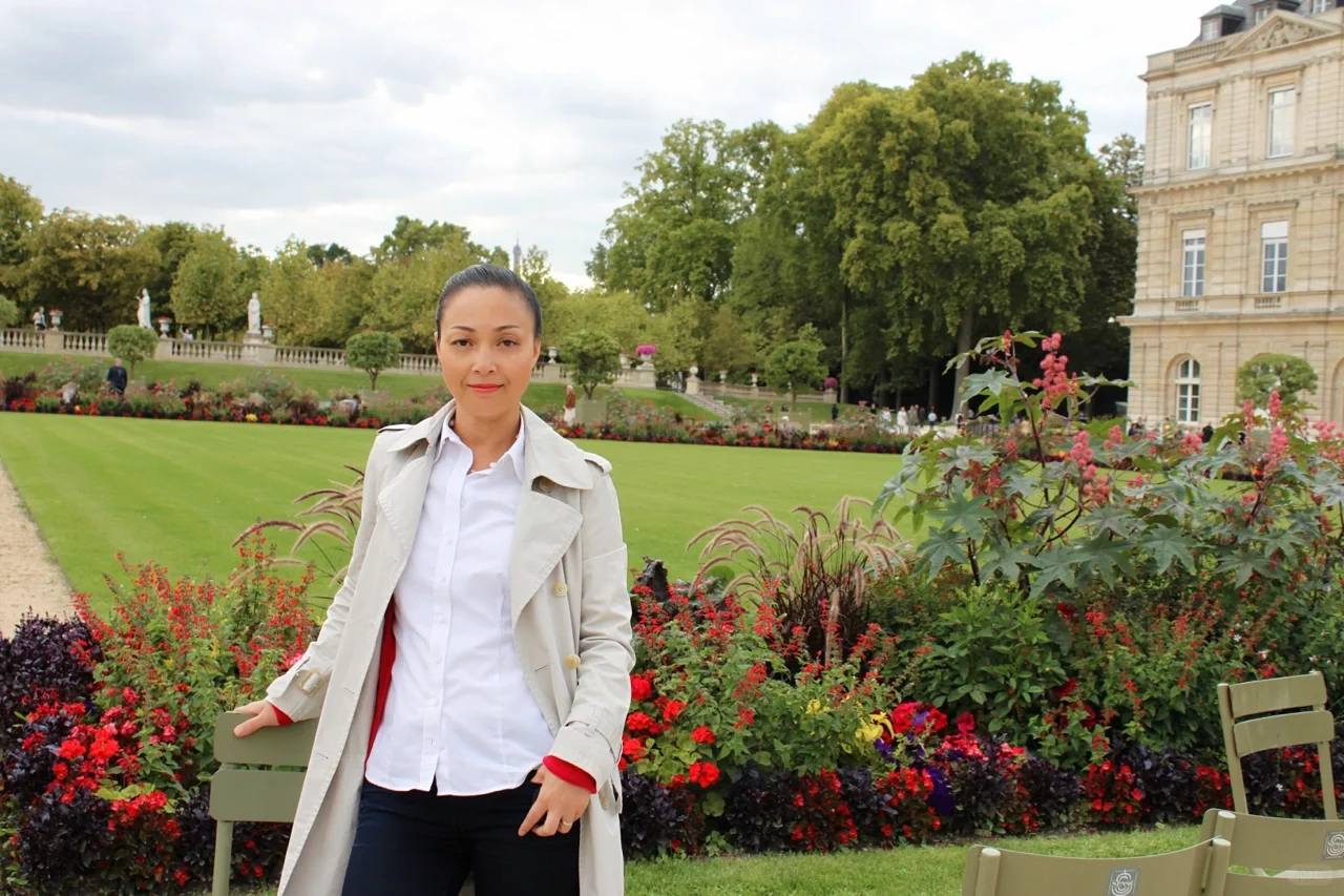 “穿衣自由”和“穿衣得体”并非双标