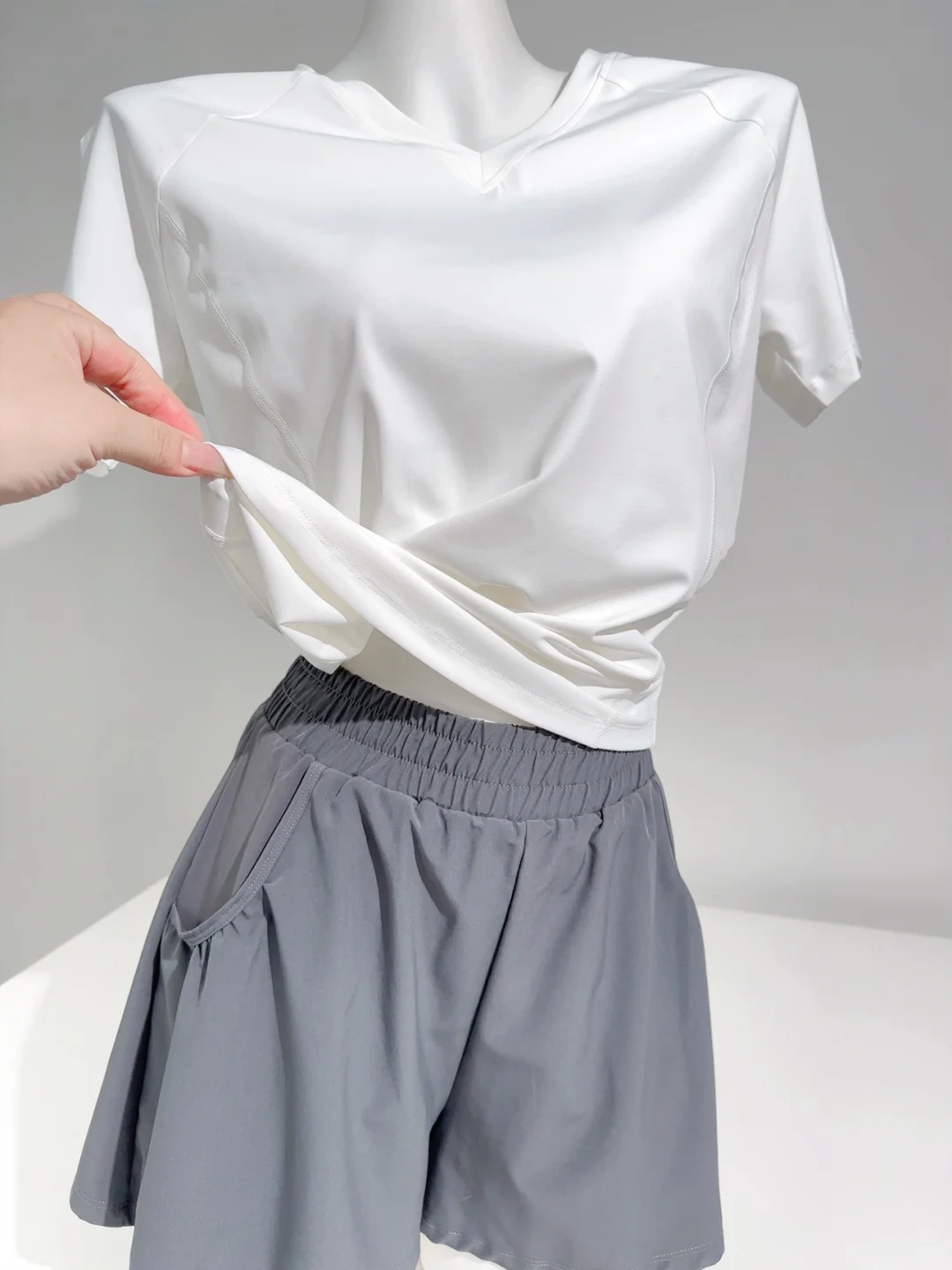 好穿到不想脱运动套装?55裤子带安全裤哦?