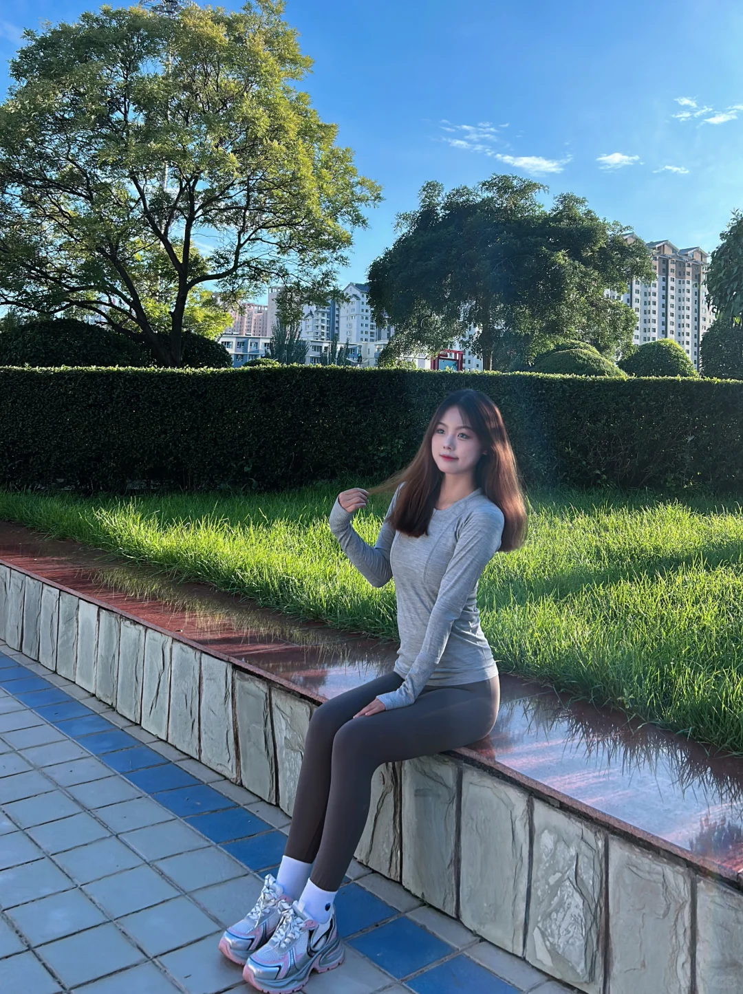 穿上瑜伽服，迎接充满活力的自己