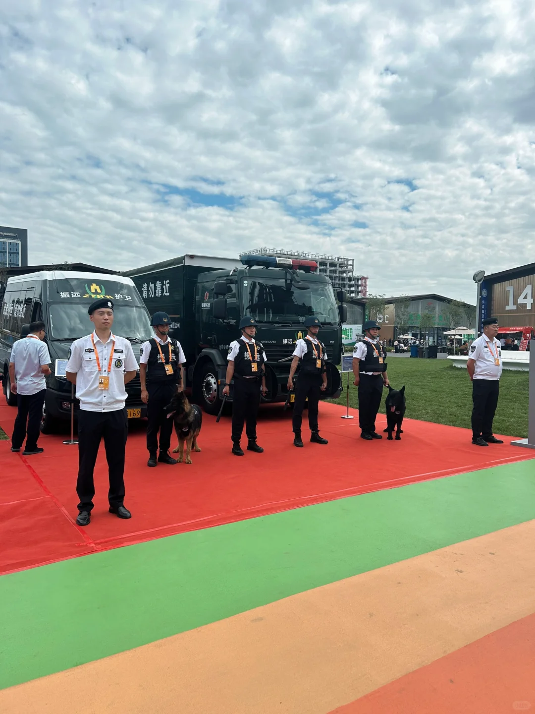 注意‼️没有提前预约，服贸会进不去……