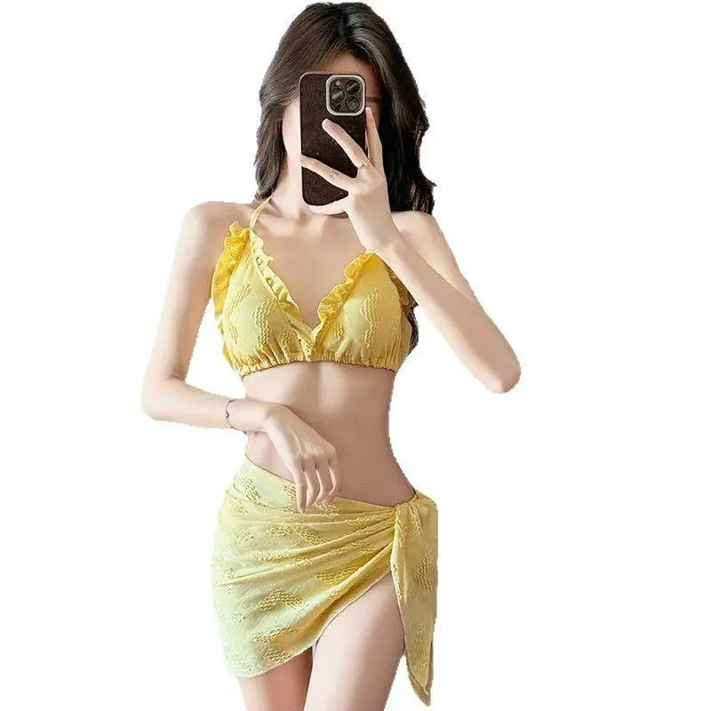 海边度假必备！日系荷叶边泳衣超可爱?