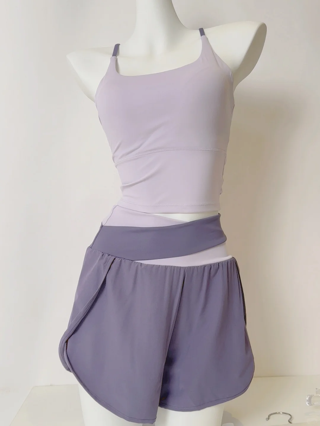 49.9?瑜伽服套装?带胸垫上衣➕防走光短裤