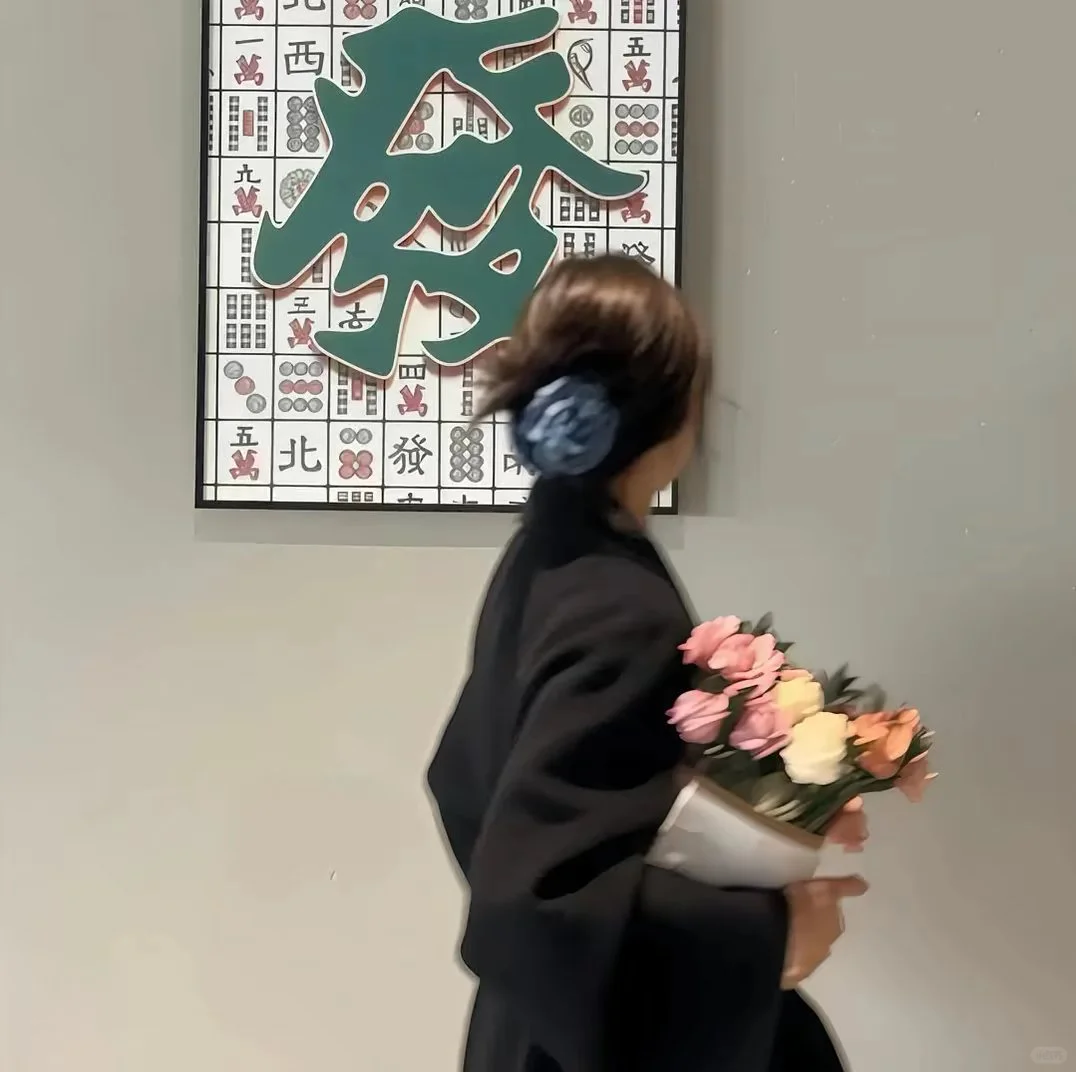 ? 在艺术的光影里，遇见另一个自己