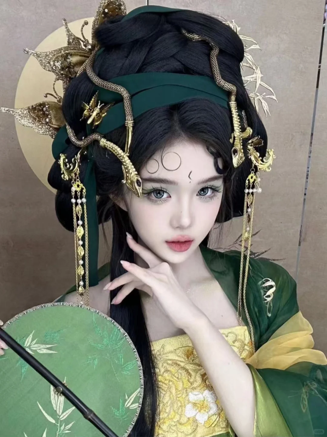 “我们从此就已姐妹相称，可好”武汉写真