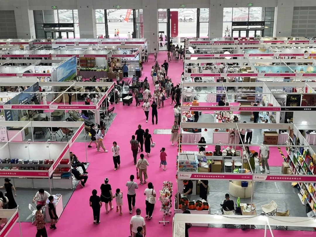 山西文博会丨现场宝子集合 国风好物送不停