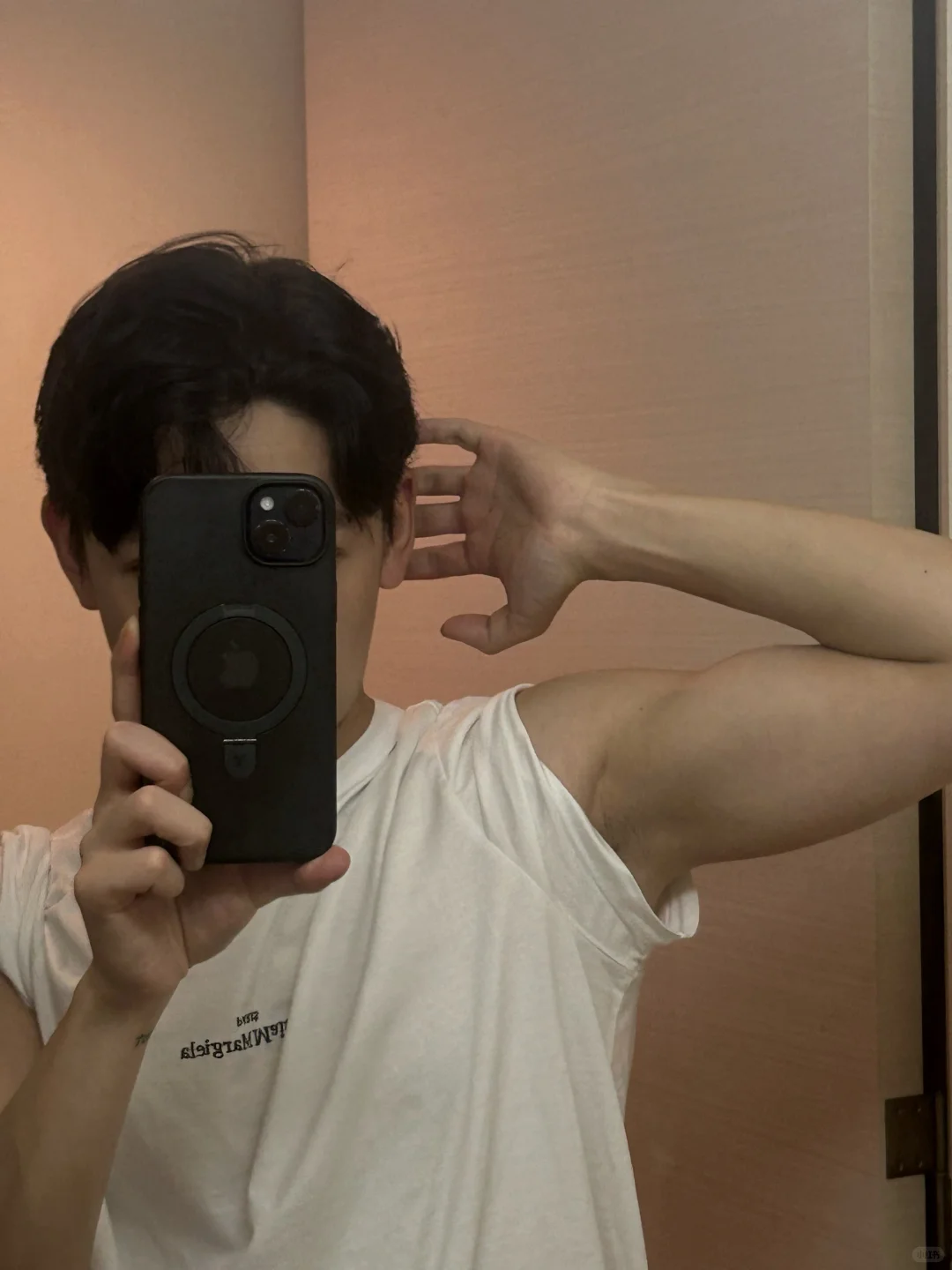 你要不喜欢我，我就一个肘击抡死你