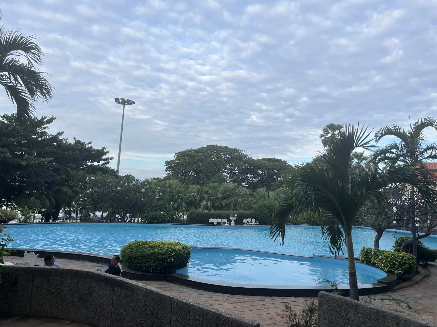 微胖女生 海边穿搭 出海?