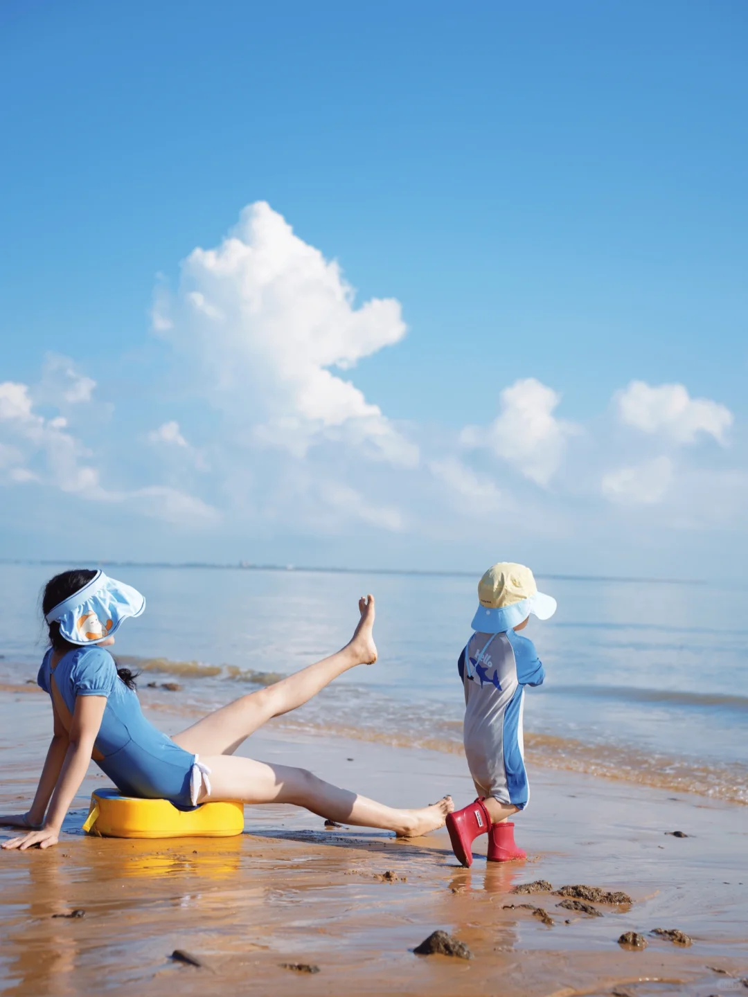 带娃去海边，亲子照这么拍自由感满满|附教程