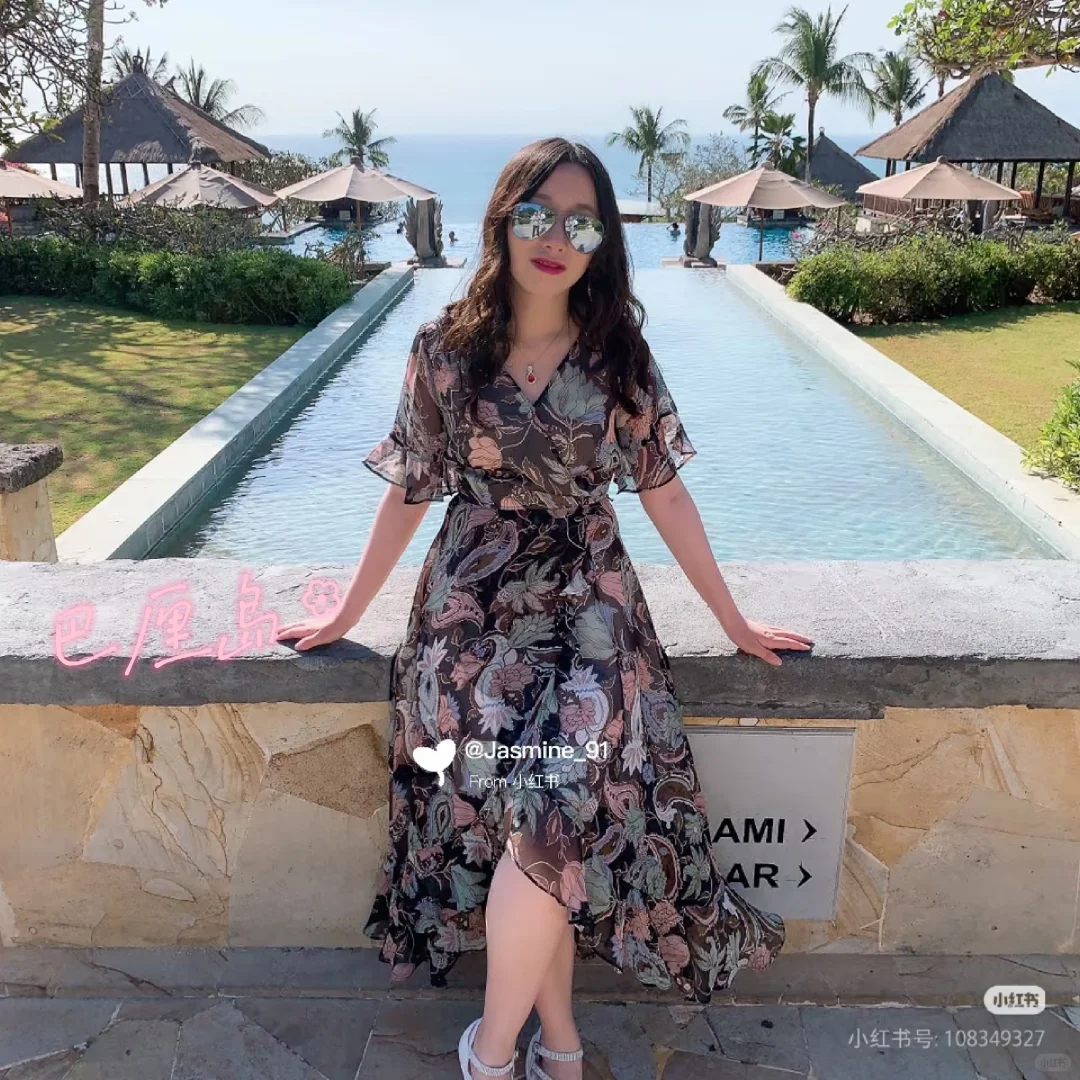 去了10个海岛，终于总结出最上镜的穿搭法