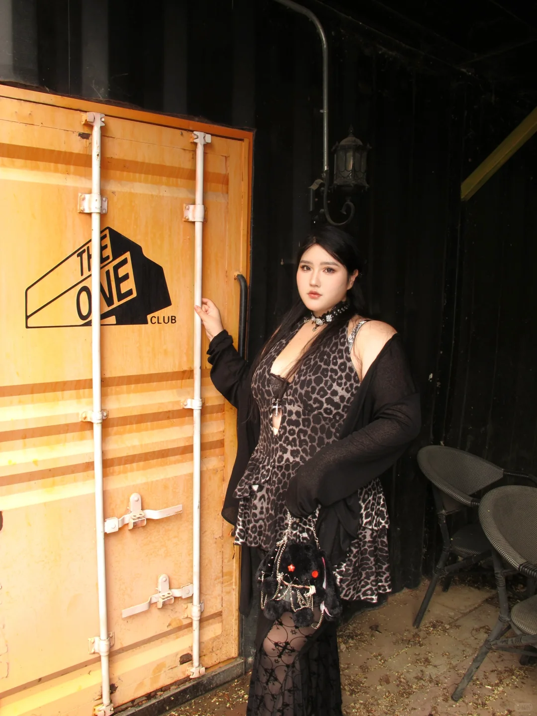 大码｜?今天的清冷感是灰黑色豹纹给的！