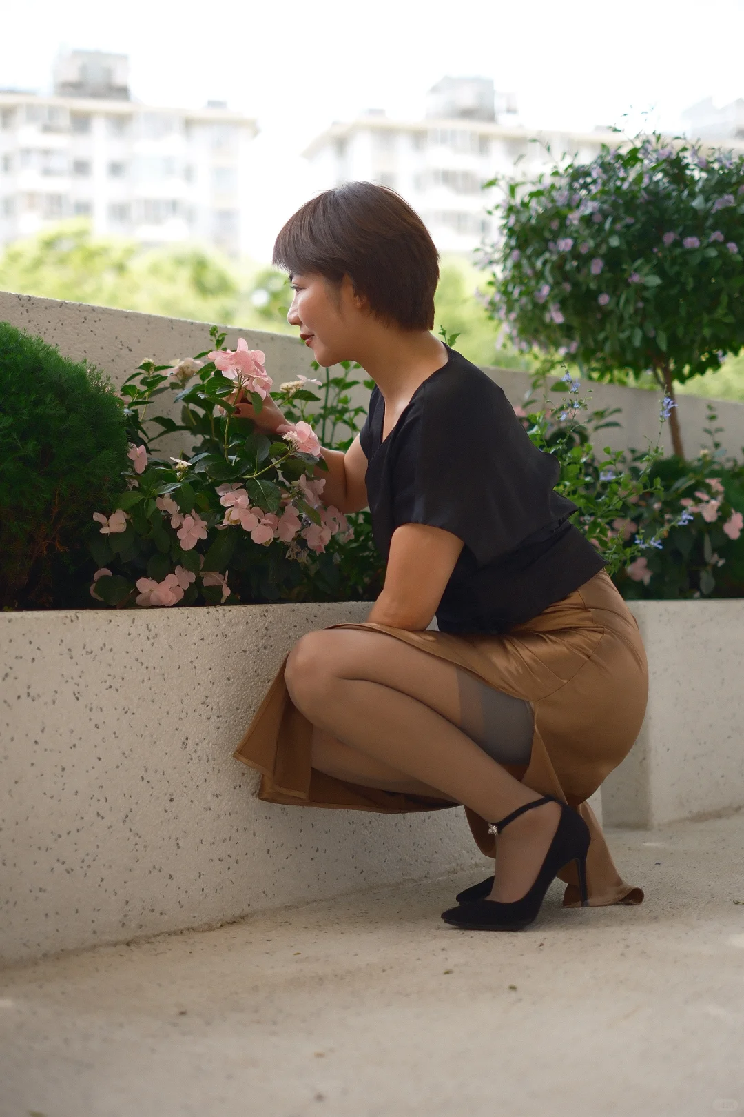 绿意正在蔓延，一面夏光，一面清凉