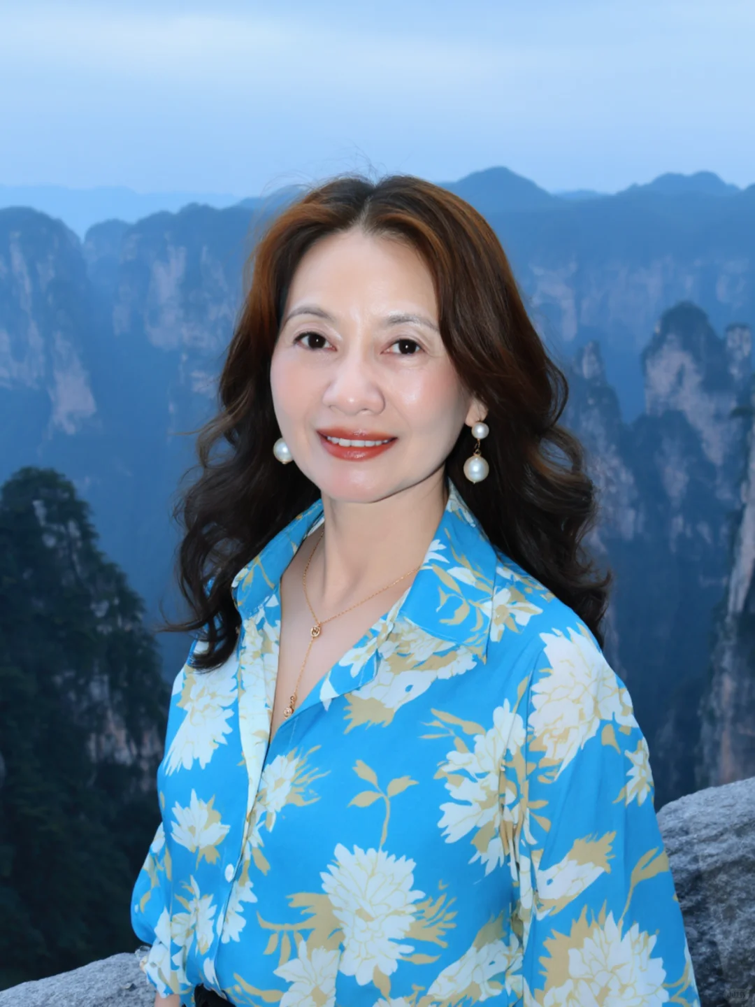 50 岁单身阿姨，会有人专门想认识吗？