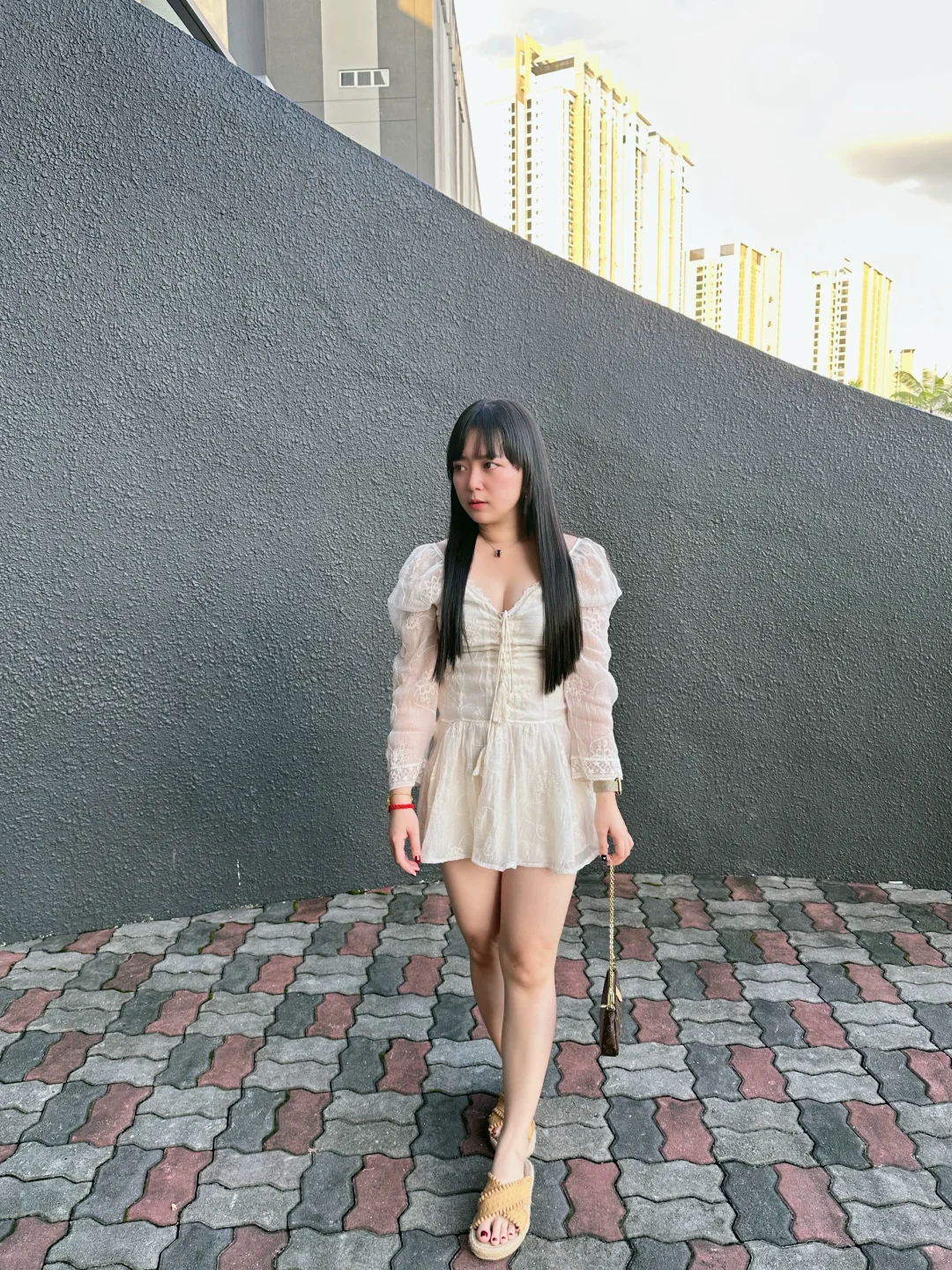 ? 我只是这样穿,就被指指点点了…