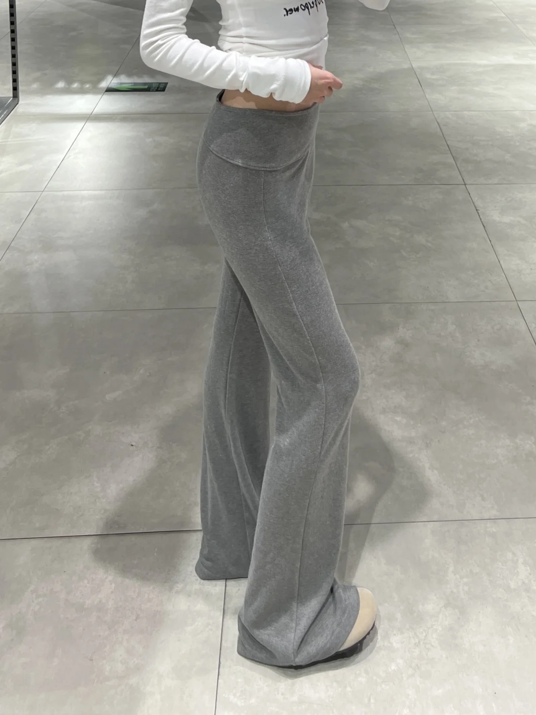 Vocal！！59?这条微喇瑜伽裤好穿显瘦疯了！！！