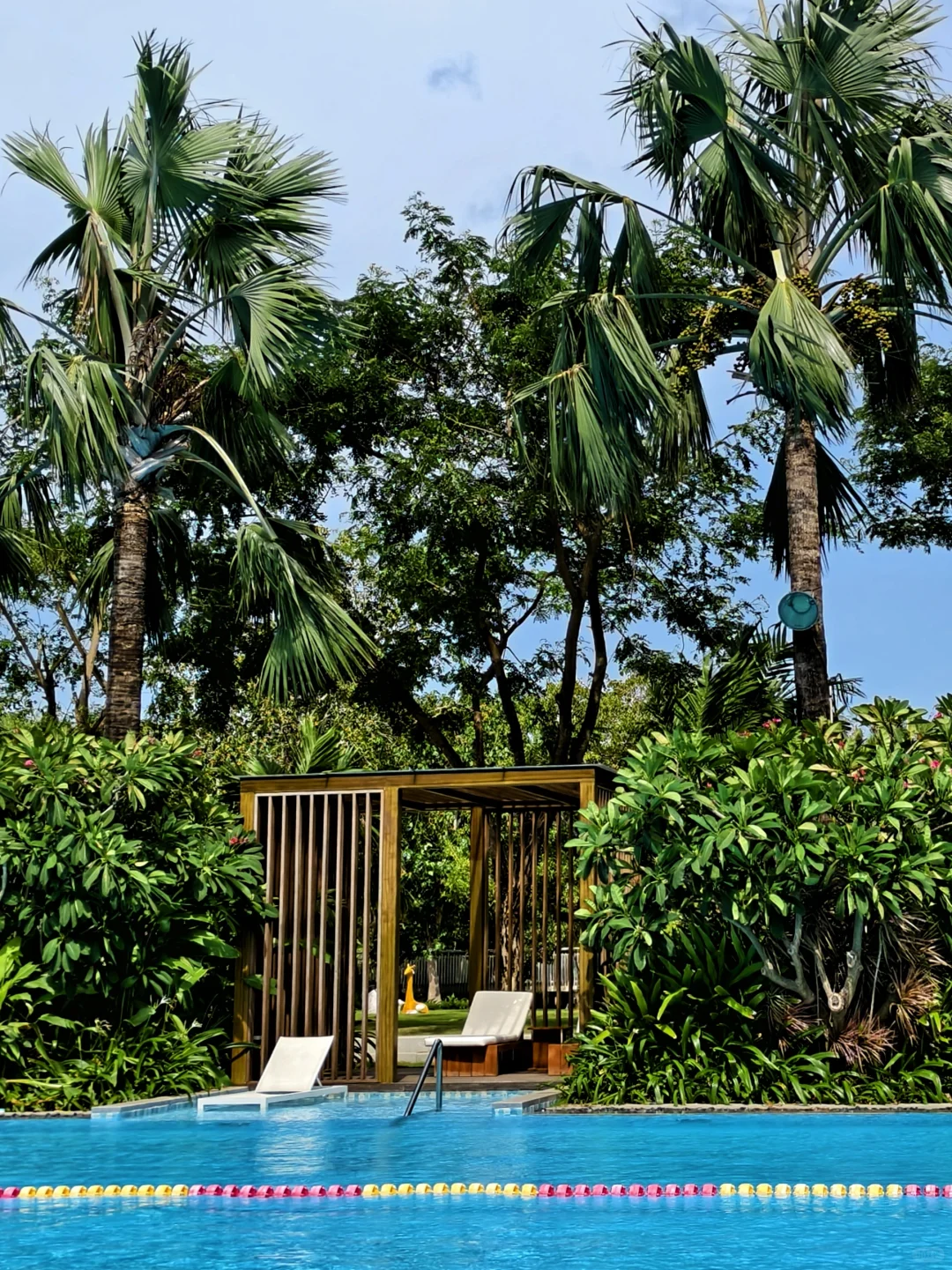 在海南实现了比基尼自由！