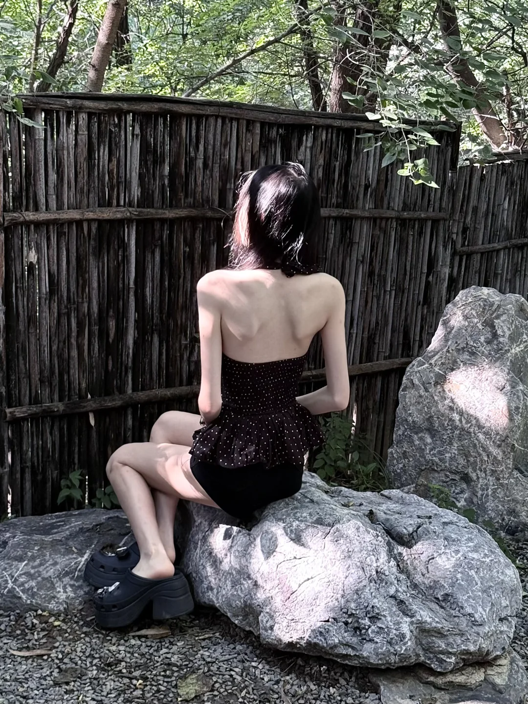 174 85｜你看她的腿会发光诶