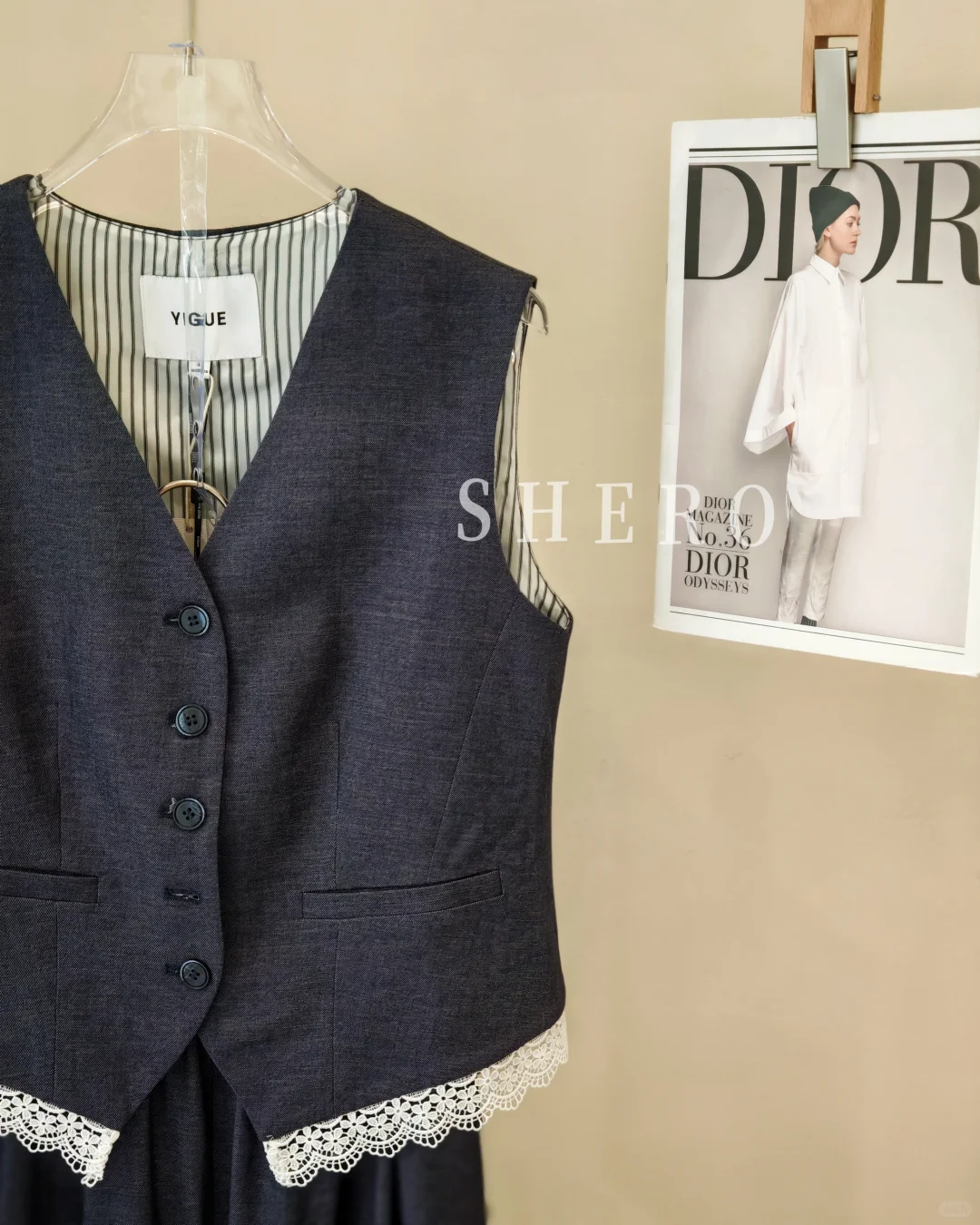 请大家珍惜好这个夏末的穿衣自由